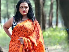 Bengali beautiful lady body show