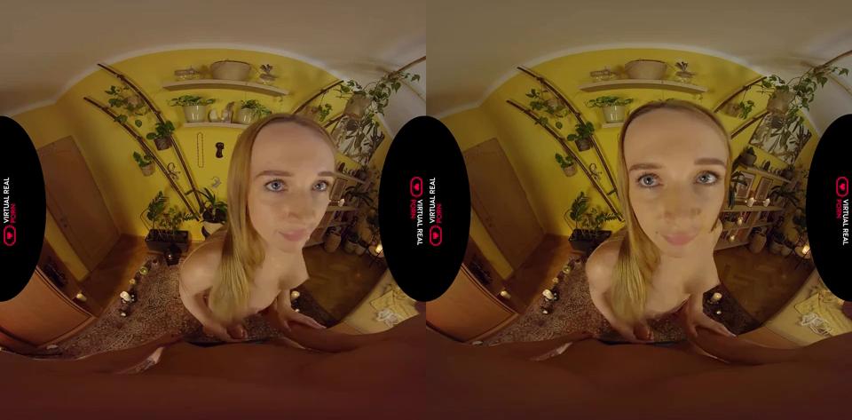 VR Hottie: Blowjob, Doggy Cowgirl Porn