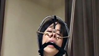 Υπότιτλος περίεργο CMNF Γιαπωνέζικο άγκιστρο μύτης BDSM ξυλοδαρμό