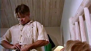 zarina มีความสนุกแบบไม่มีแขน