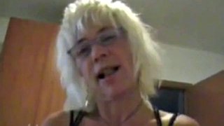Italiana Granny CockSucker