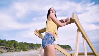 Big Booty Blonde Blondie Fesser กระโดดอย่างหนักบนไก่หนา - Mamacitaz