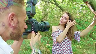 I dream of outdoor sex with the sexy German milf Olivia in a model job