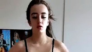 Procace ragazza russa prende un cazzo cinese