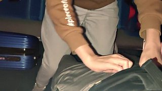 จริง blowjob ในสาธารณะ รถไฟ - มือสมัครเล่นแน่ สองสาม ออกไปเที่ยว