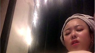 Store asiatiske pupper og fitte 3