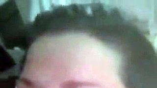 2 Nüsse auf dem Gesicht meiner BBW-Emo-Schlampe gesprengt