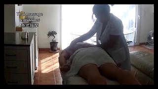 Masaje asiático real con paja y corrida