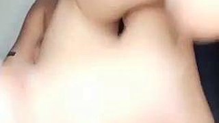 Πανέμορφο έφηβος που καταρτίζεται σε ιδιωτική παράσταση