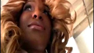 Sabara и Apple ... трудный путь втроем !!!: большая задница, минет и порно с крошкой