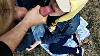 เราระยำหลังเลิกเรียน ฉันแทบรอไม่ไหวที่จะกลับบ้านและมีเซ็กส์ในป่า