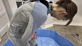 Γέμισμα της στολής με βρώμικες ουσίες