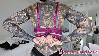 Czarno-fioletowa bielizna i mikrobikini przymierz tylko dla fanów Haul Melody Radford