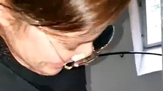 offentlig sex utendørs, pissing, varm blowjob, jeg kommer til å bli knullet bakfra og ha sex i en kirketrapp