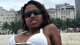 Flaco brasileño anal y facial