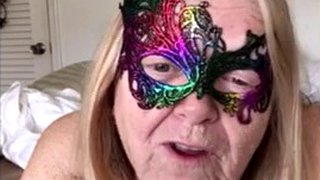 mamie est disponible