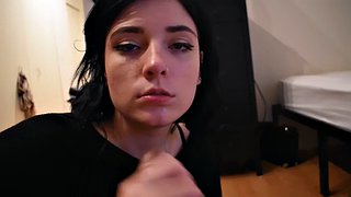 18 χρονών φυσάει γείτονα του BBC ενώ ο bf λείπει