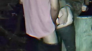 HOTWIFE ดูดหัวโจกของฉันบนถนนและตำรวจก็จับเรา