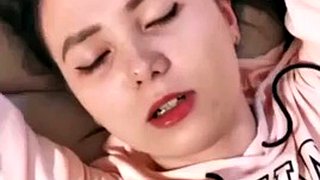 สวยงาม ผมสีน้ำตาล วัยรุ่น creampied