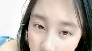 Ο νεοφερμένος χαριτωμένος ❤️[Χαριτωμένος και χαριτωμένος Xiaoqi] Οι φίλοι γλείφονται μεταξύ τους~squirt~αυνανίζονται με στηρίγματα❤️όμορφη!