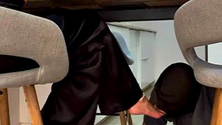 Sexy Füße hinterlassen einen Kommentar