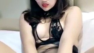 สาวจีนโชว์ของช่วยตัวเอง