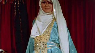 1971 - Pornografia w musicalu (720) (przeskalowana AI)