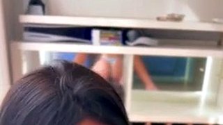 Big Tits Brunette Teen gibt heißen Blowjob Ich habe sie auf meetxx.com gefunden