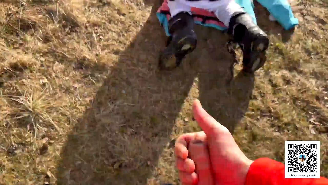 Milf's Outdoor Creampie