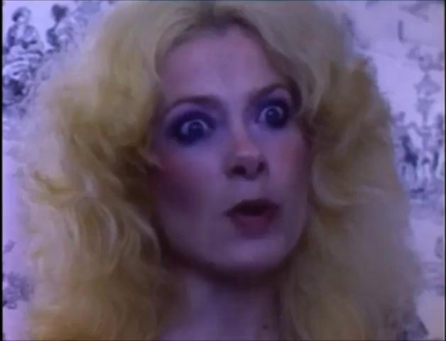 Veronica H gone blonde ft. Veronica Hart: Blowjob, Cowgirl & Hardcore Porn