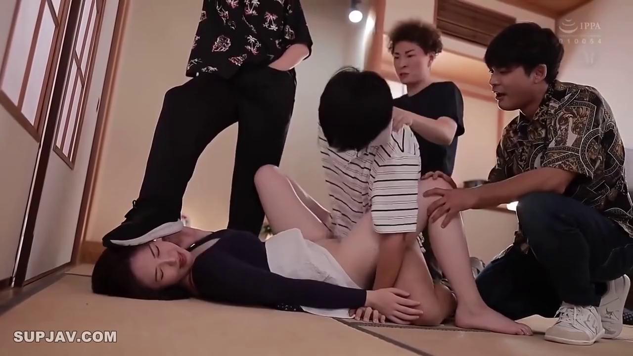 Big Tits Hentai Sayuri Hayama Creampied by Stepson Bullies