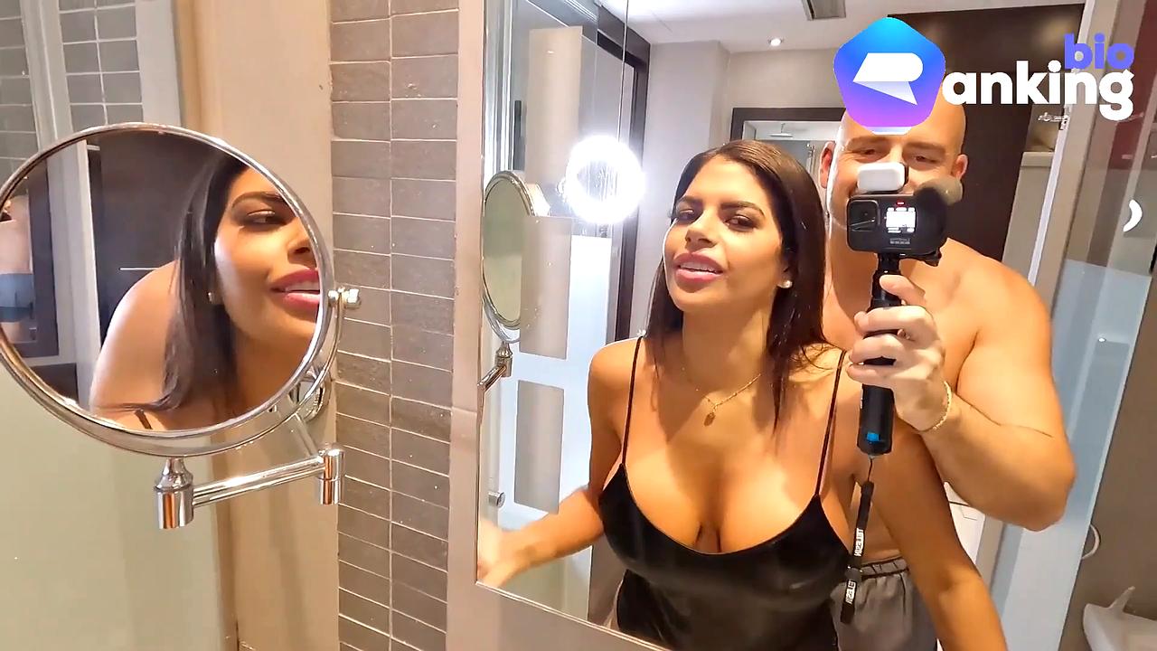 Sheila Ortega Stretches Jaw in Gay Face Pounding With Big Cock