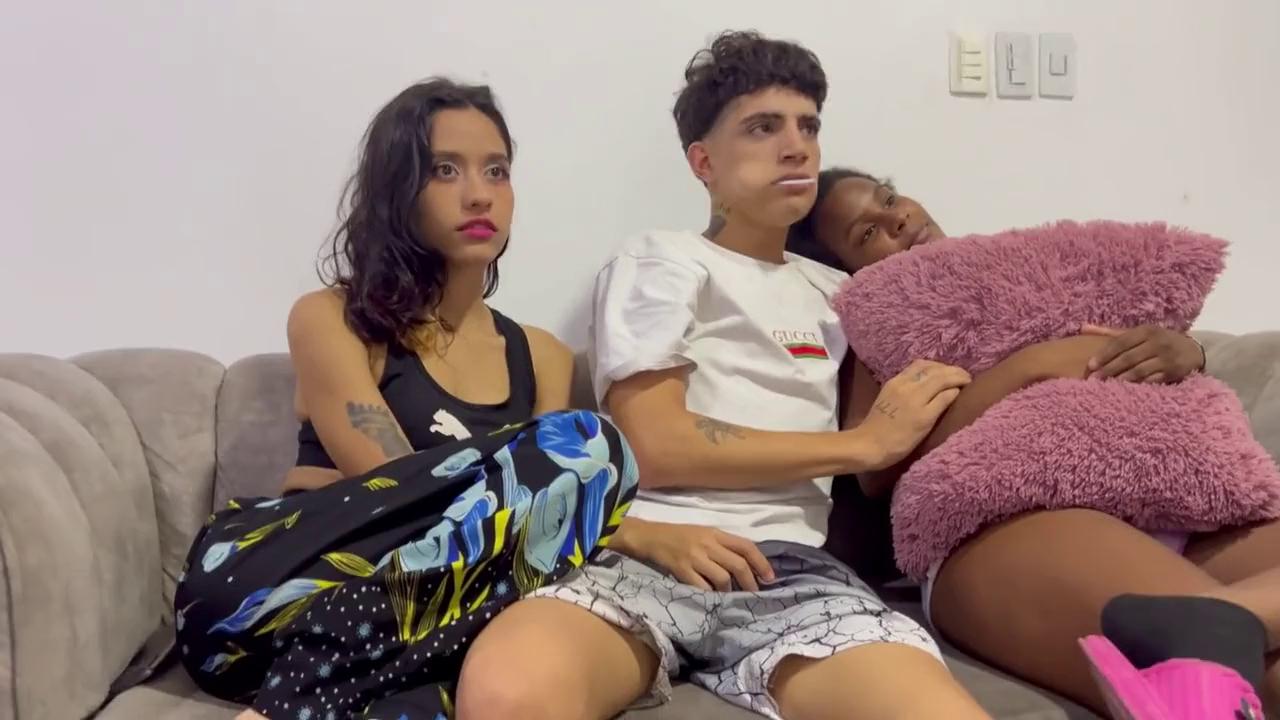 Brunette Threesome Blowjob