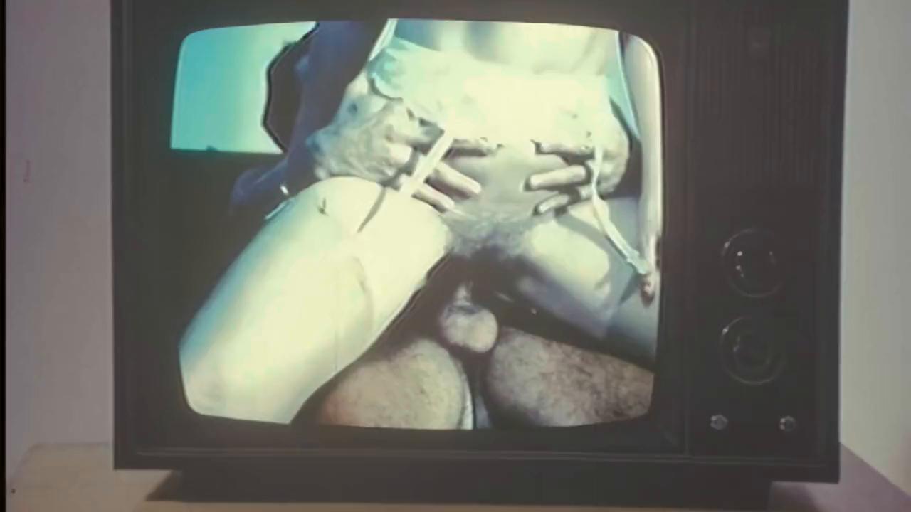 Cured Gay Patient Masturbates for Cougar Psychologist Marina Lotar