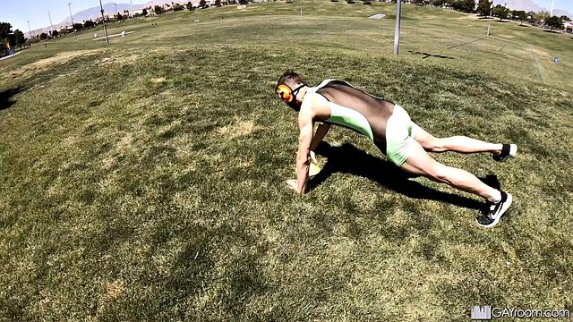 Sapık Eşcinsel Spor Masajı