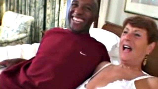 Horny Mature: Blowjob, Interracial & Vintage Porn