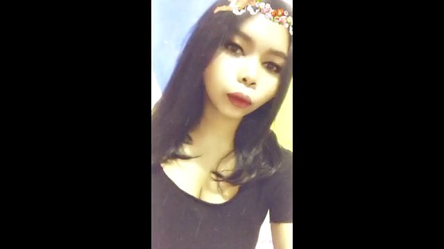 Asian babe pleases by sending pics and nudes