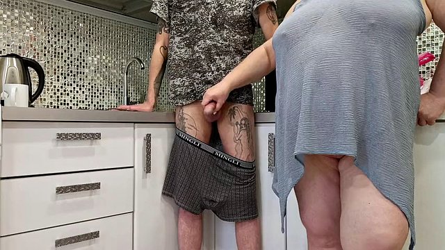my stepmom sucks my dick in the kitchen and I cum in her mouth