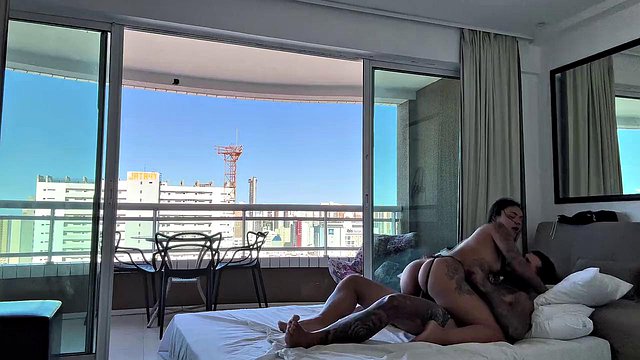 Feline Sex'in Hentai'de Brezilyalı Kıç Yalama Creampie Sallaması