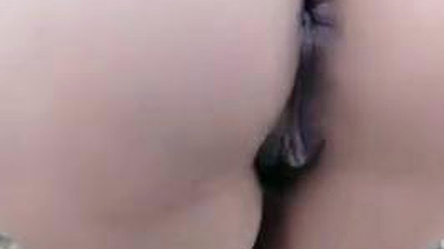 A slut in Shenzhen gets fucked in the bathroom