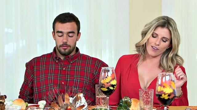 stepmom and hot daughter fucks with guy on the bed