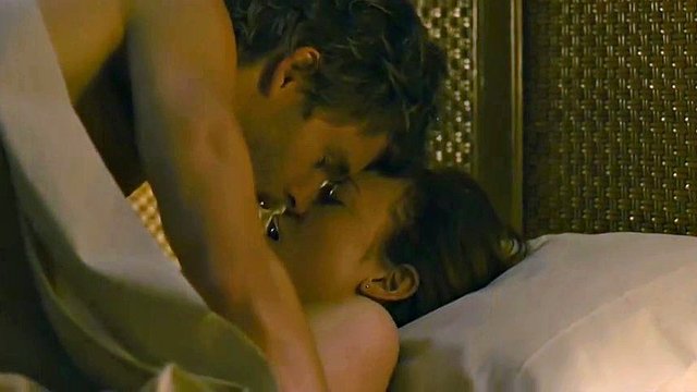 Talented actress Sarah Snook has a hot sex scene