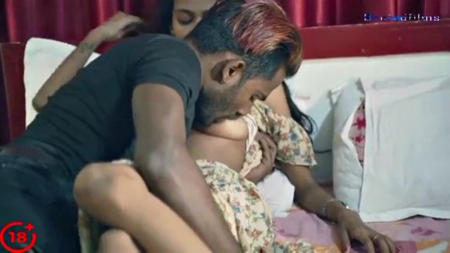 Vysoká třída call girl Riya ki hui fach fach chudai