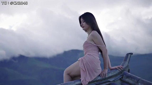 It's Aju: Asian, Striptease & Public Porn