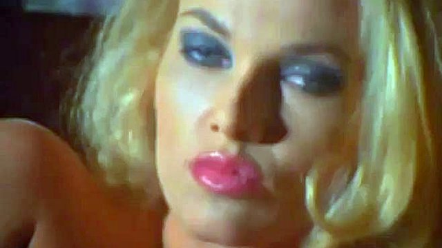 Ally s in softcore: Oral Seks, Amatör ve Sarışın Porno