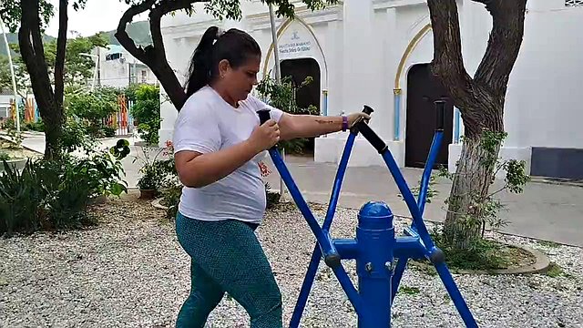 Chubby Latina! She ends up having rough sex with her best friend because her boyfriend is at work