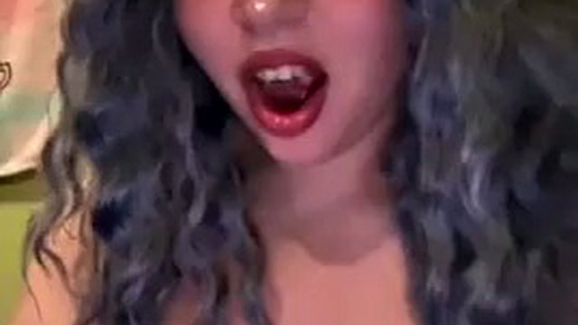 Cute TikTok slut Vanilla Faith