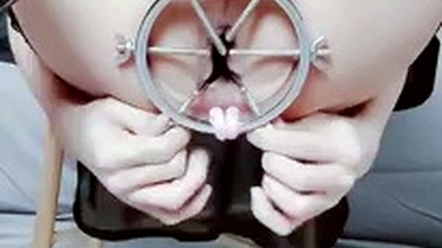 EXTREME GAPE PROLAPSE SPECULUM LOOK INSIDE SISSY