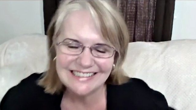granny glasses cam