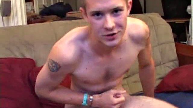 Self Sucking Tommy Jacking Off